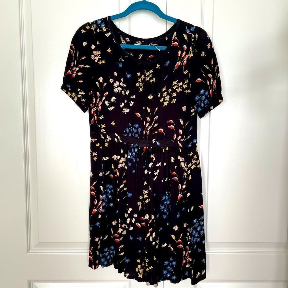 Urban Outfitters Kimchi Blue Floral Dress Size XS - Picture 2 of 9